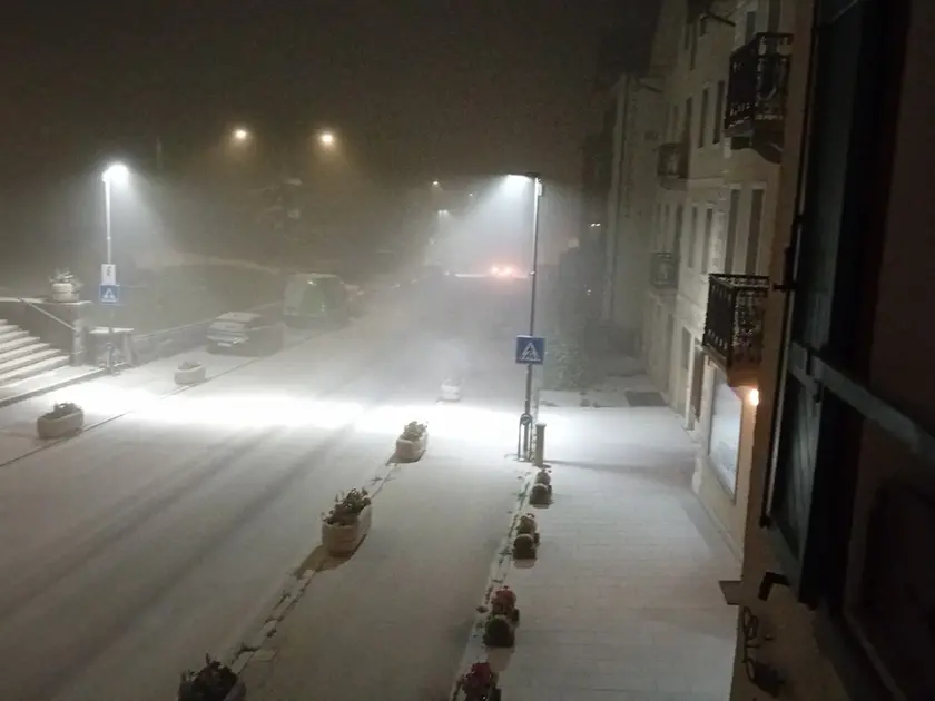 San Vito di Cadore si è risvegliata sotto una coltre bianca