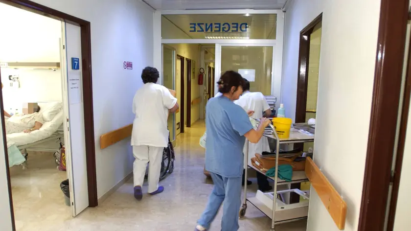 Infermieri al lavoro. Mille euro di incentivo agli studenti di Infermieristica