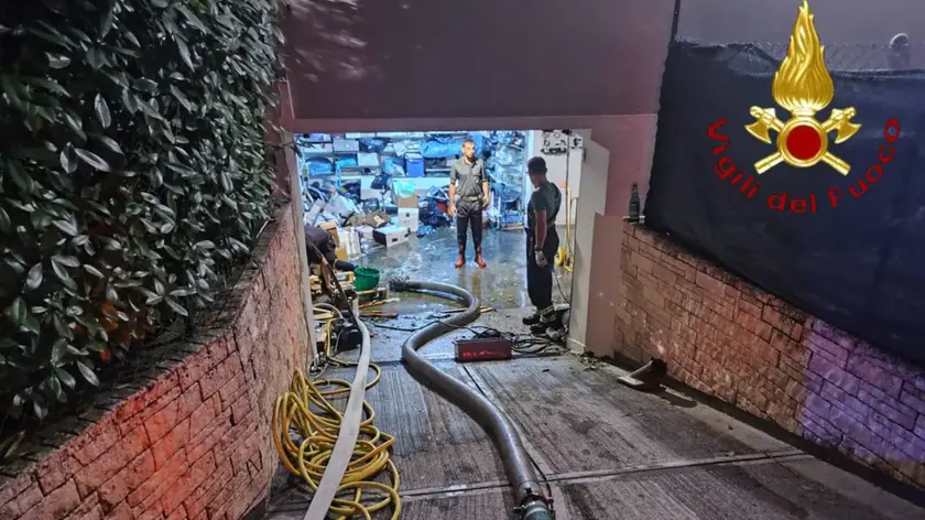 Maltempo a Vittorio Veneto: esonda il Meschio, interventi dei Vigili del Fuoco