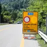 Il cartello che segnala la chiusura dell'Alemagna a San Vito