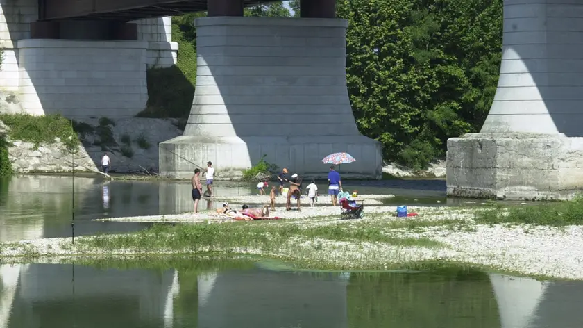 Bagnanti sul Piave