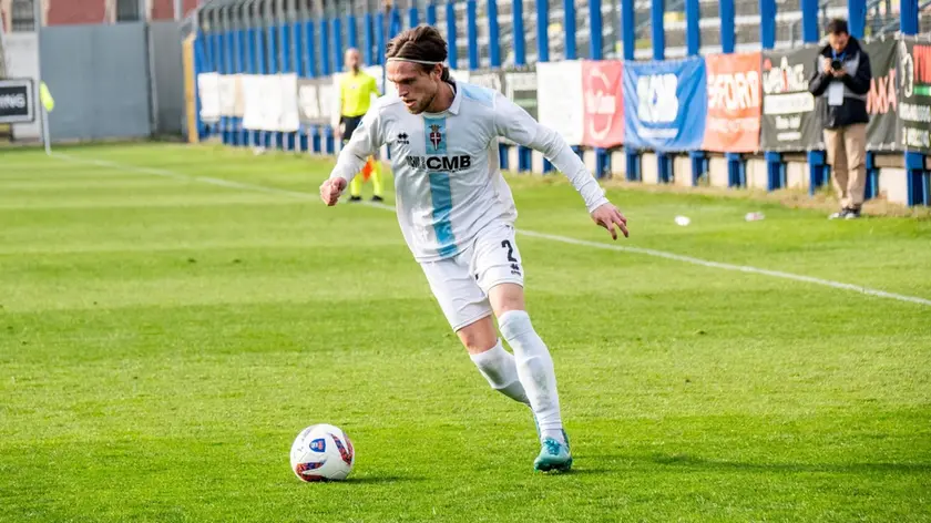 L’esterno Alberto Brigati in maglia biancoceleste