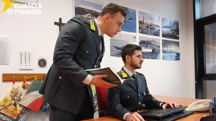 La Finanza ha proceduto al sequestro a carico dell'avvocato