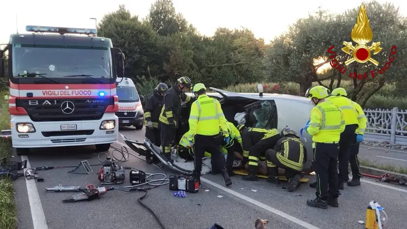 E' morto il 17enne coinvolto nello schianto a Riese