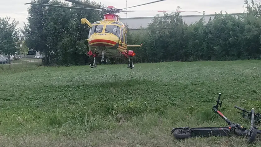 L'elisoccorso del Suem intervenuto per il grave incidente a Montebelluna