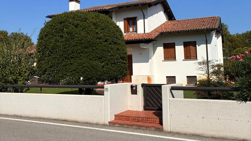 La villa presa d'assalto