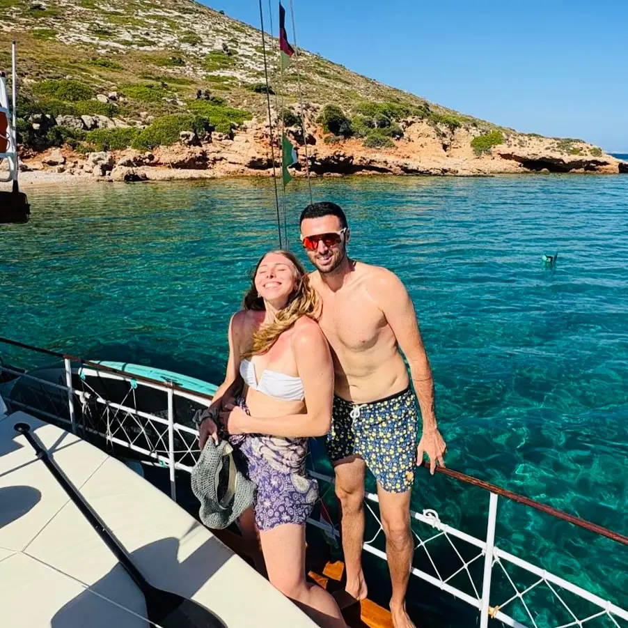 Sarah Fahr al largo dell’isola greca di Kos assieme al fidanzato Niccolò Gatti, ex giocatore della Rucker e neo-acquisto dell’Oderzo Basket