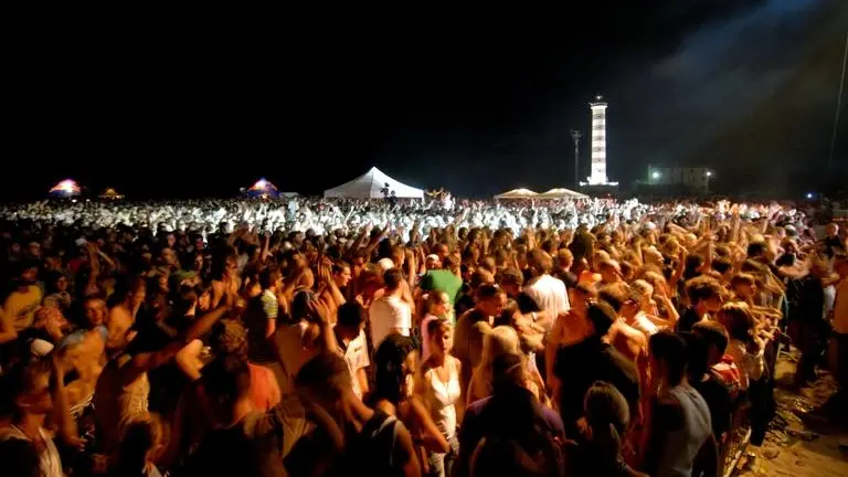 Movida a Jesolo, ecco cosa cambia a Ferragosto