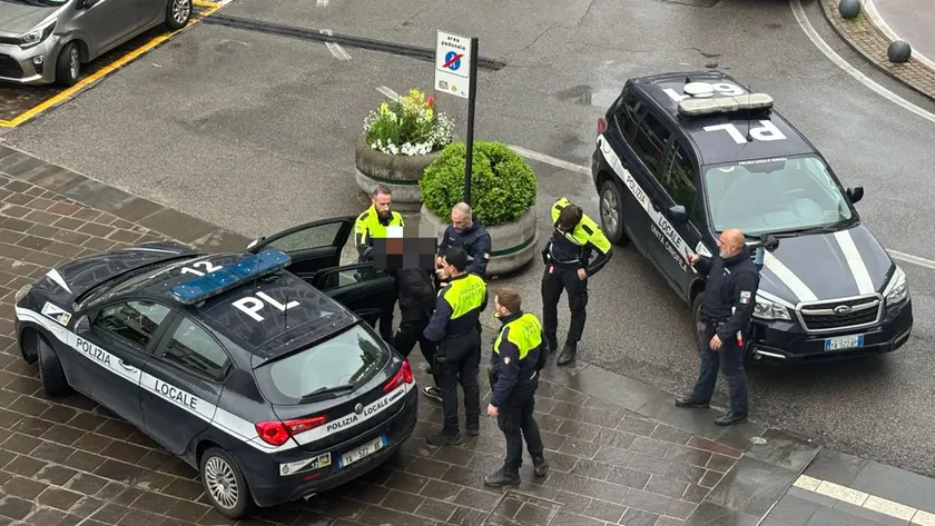 Un intervento della polizia locale