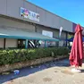 L'esterno del locale in cui è avvenuta la rissa (fotoservizio di Macca)