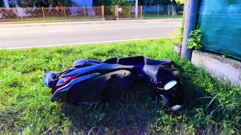 Lo scooter della vittima