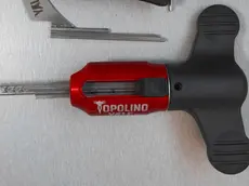 Il topolino usato dai ladri per forzare le serrature