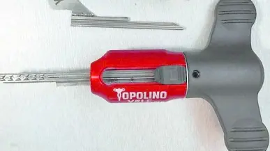 Il topolino consente di aprire le porte senza lasciare alcuna traccia e quindi di poter agire indisturbati anche di giorno