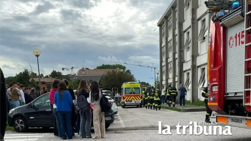 L'intervento di Suem e vigili del fuoco alle Luzzati