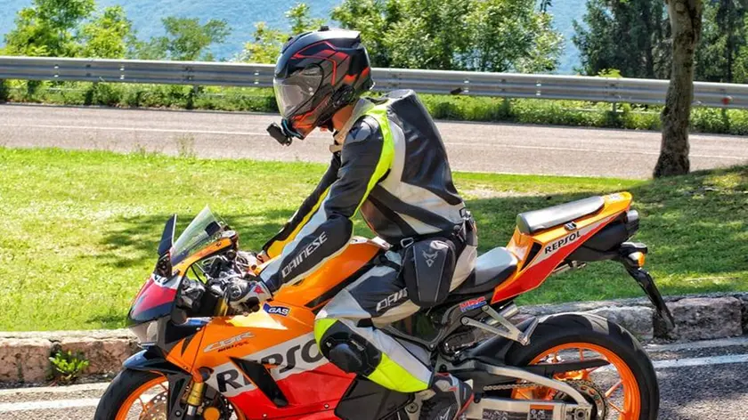 Alessandro Munerato in sella alla sua moto