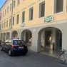 Carabinieri davanti al Pam di Treviso