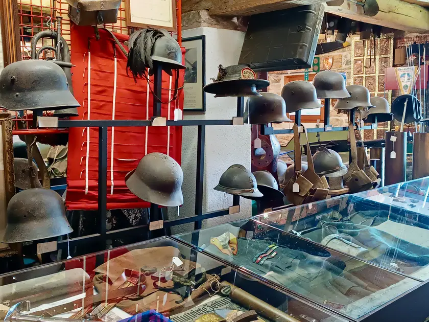 Collezione Privata Anellimonti. Foto Renata Serragiotto