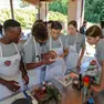 Le Fiamme Oro durante la sfida culinaria a Valdobbiadene