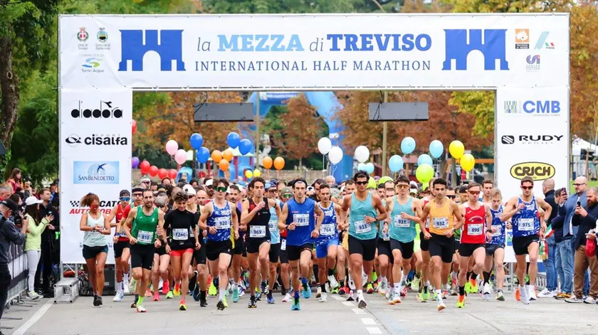 La partenza dell'edizione 2024 della Mezza di Treviso