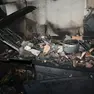 I danni in uno degli appartamenti della palazzina
