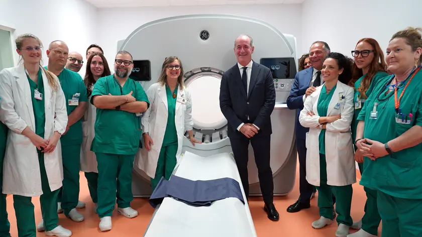 Luca Zaia all'inaugurazione del nuovo macchinario all'ospedale di Treviso