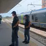 Turista si accascia in stazione a Treviso, rianimata dalla Polfer