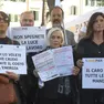 Una protesta degli artigiani contro il caro bollette