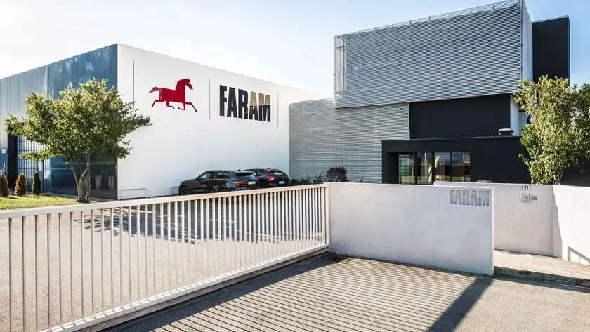 La sede della Faram a Giavera del Montello, azienda storica nel settore dei mobili per l’ufficio