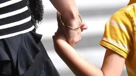 Bimbo di quattro anni con una malattia rara: raccolti aiuti per 63 mila euro. Foto Ansa