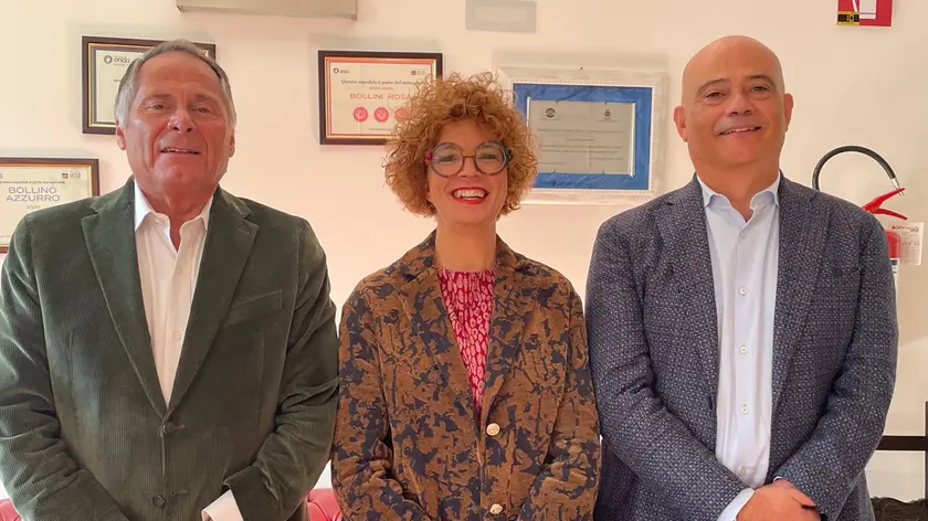 Il direttore generale Francesco Benazzi con la direttrice Laura Nollino e il direttore sanitario Stefano Formentini