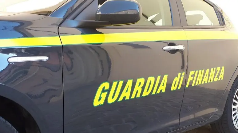 Raffica di controlli della Finanza