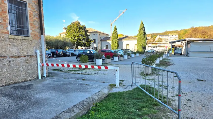 Biadene, il parcheggio della chiesa