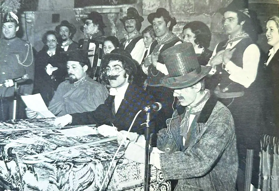 Il processo aea vecia del 1975: Maurizio Meneguz al centro, alla sua sinistra Franco Crespan e a destra Angelo Smeazzetto