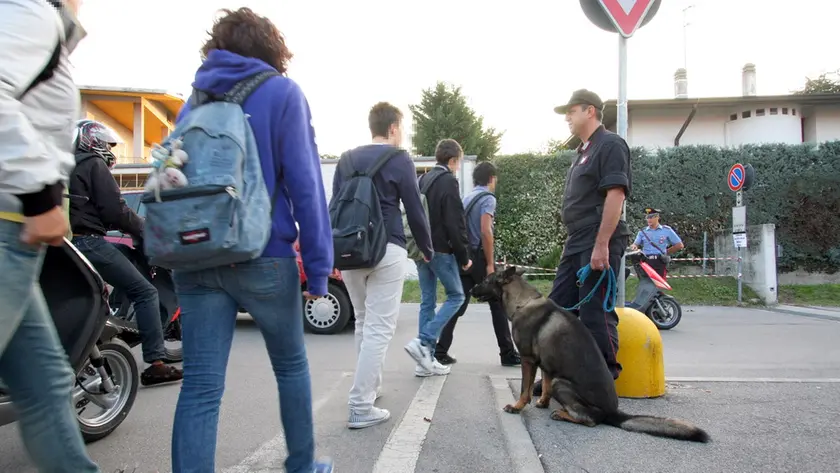 Controlli antidroga fuori dalle scuole trevigiane