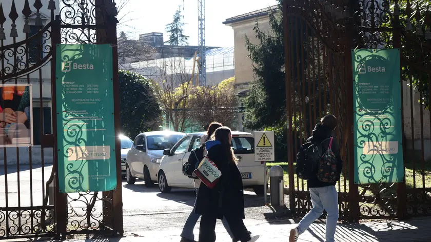 L'ingresso dell'istituto Besta