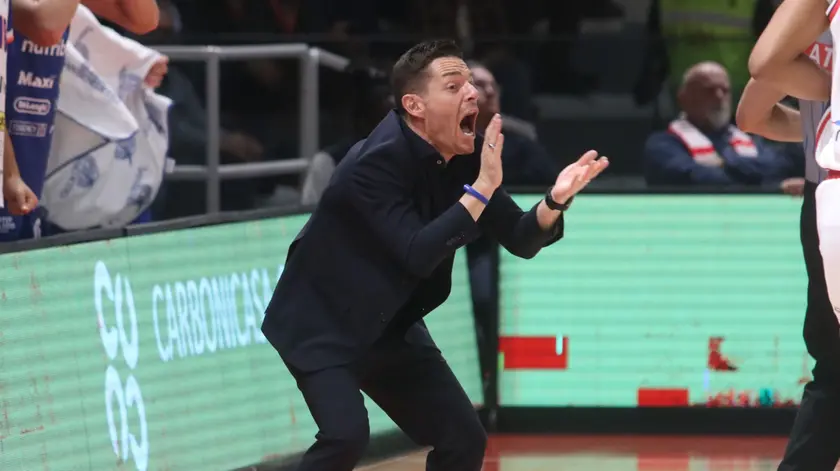 L'allenatore del Treviso, Alessandro Rossi, durante la partita. Foto Editoriale Report