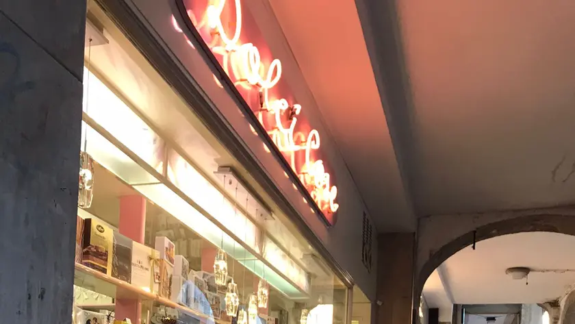 Il negozio "Dolci Cose" di via XX Settembre a Treviso chiude dopo 45 anni