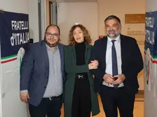 Luca De Carlo, a destra, con Claudio Borgia e Marina Bonotto, coordinatori provinciale e cittadino