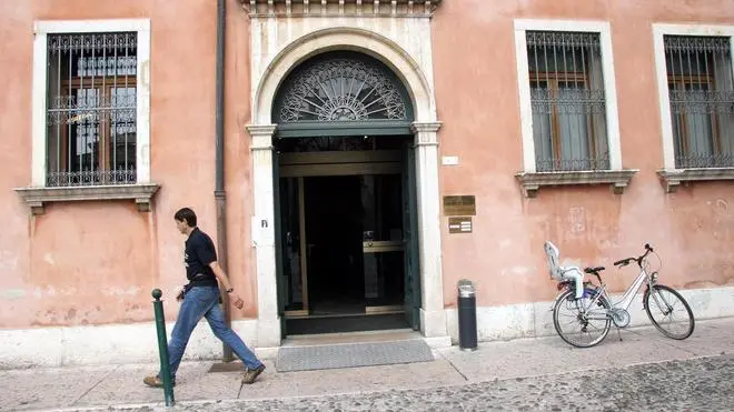 L'ingresso degli uffici dell'Anagrafe a Palazzo Rinaldi di Treviso