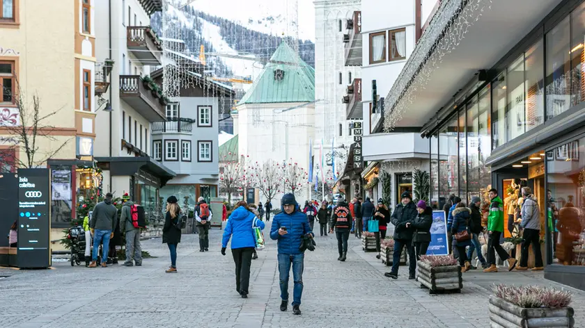 Cortina di prepara ad accogliere le Olimpiadi Milano-Cortina 2026