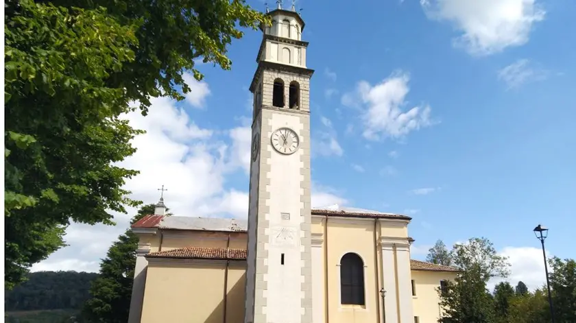 Protesta a Refrontolo contro l'installazione di un'antenna