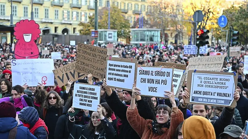 Una manifestazione contro la violenza di genere