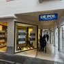 De Pol, il negozio abbassa le serrande