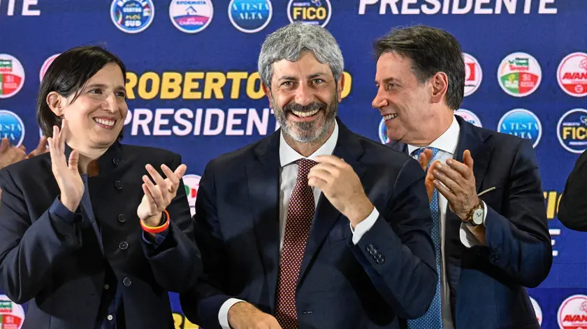 Elly Schlein e Giuseppe Conte festeggiano la vittoria di Roberto Fico in Campania