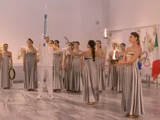 L'accensione della fiamma olimpica di Milano-Cortina