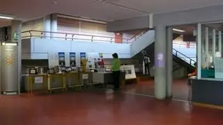 L'atrio del liceo Marconi di Conegliano