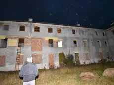 Lo stabile occupato illegalmente