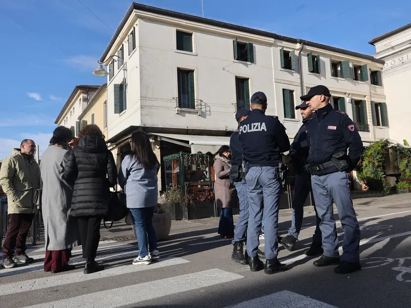 Genitori e polizia in zona porta San Tomaso a Treviso