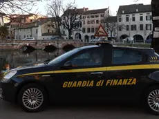 La festa è stata interrotta dalla Finanza