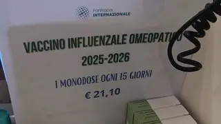 Il cartello esposto in farmacia